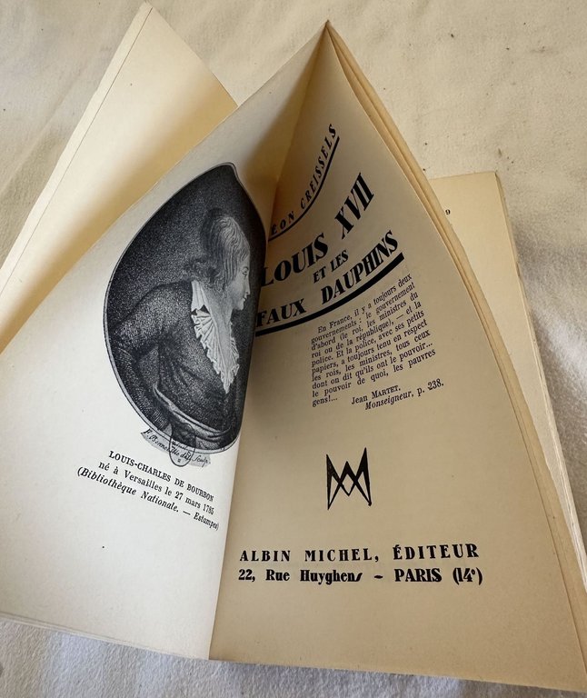 LOUIS XVII ET FAUX DAUPHINS