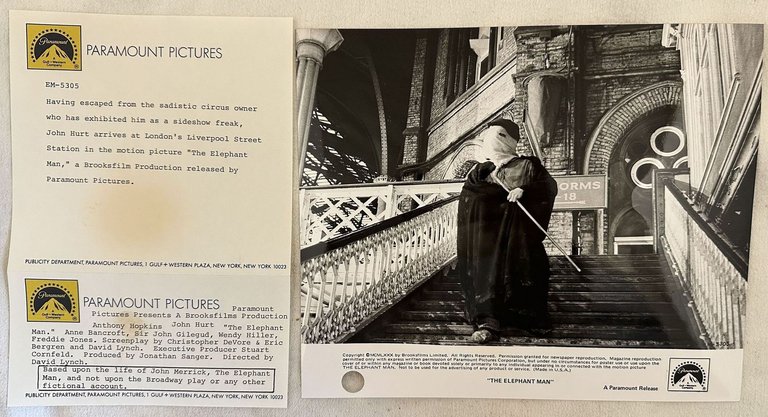 RACCOLTA DI QUATTRO FOTO ORIGINALI DAL FILM "THE ELEPHANT MAN" … | Immagine Gallery 3