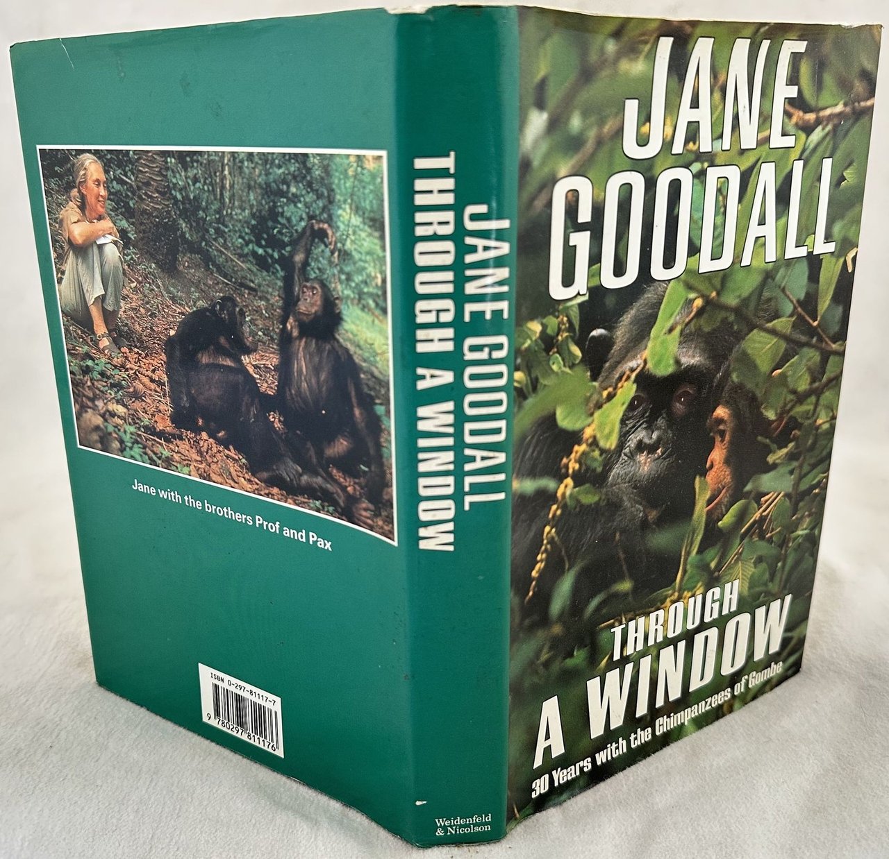 THROUGH A WINDOW THIRTY YEARS WITH THE CHIMPANZEES OF GOMBE