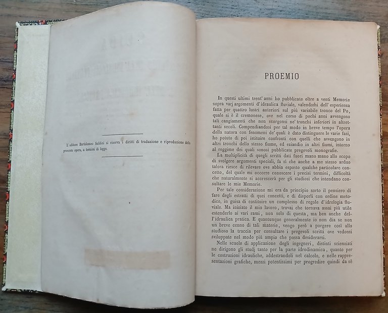 Guida allo studio dell'idrologia fluviale e dell'idraulica pratica.