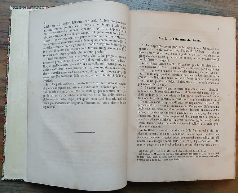 Guida allo studio dell'idrologia fluviale e dell'idraulica pratica.