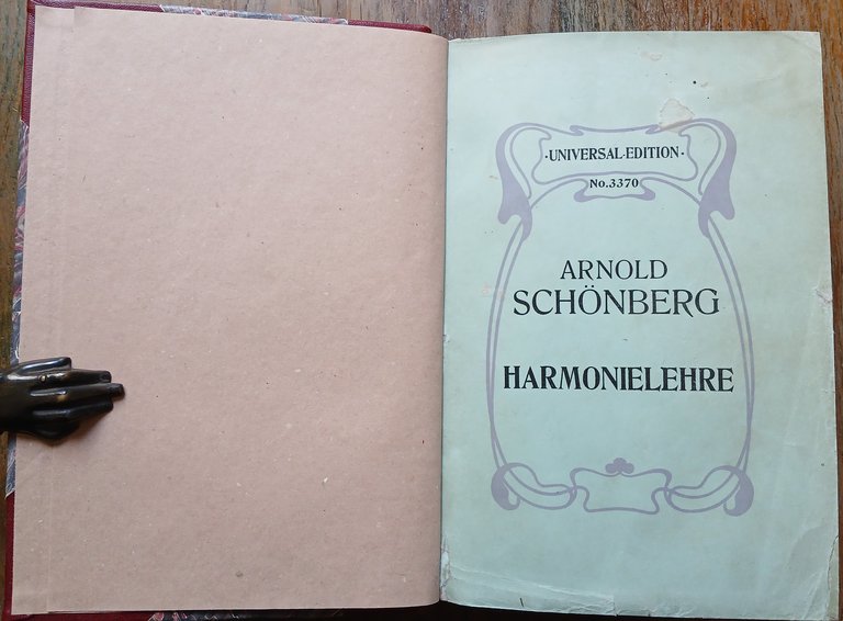 Harmonielehre.