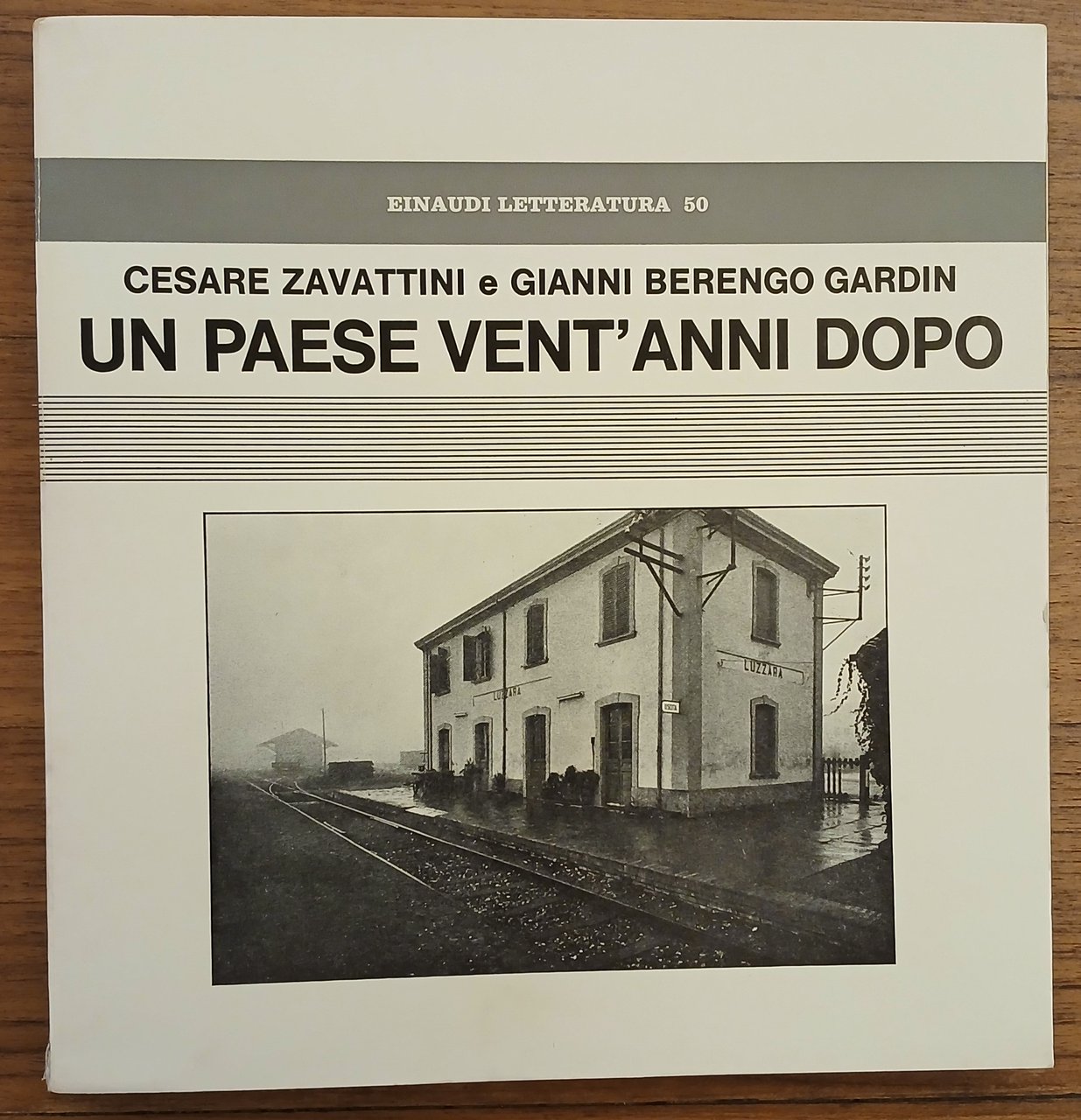 Un paese vent'anni dopo.