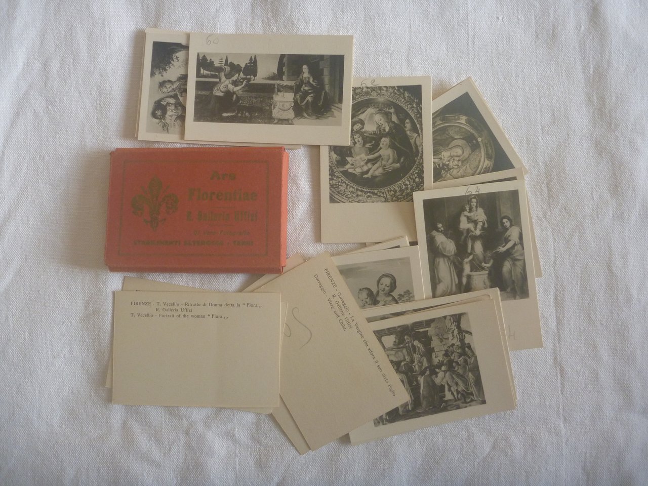 Raccolta 21 fotografie in b.n. Galleria Uffizi, Firenze.