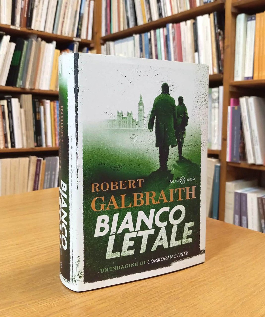 Bianco letale. Un'indagine di Cormoran Strike | Immagine principale