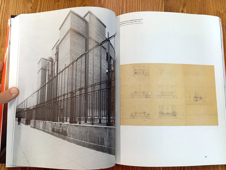 Frank Lloyd Wright