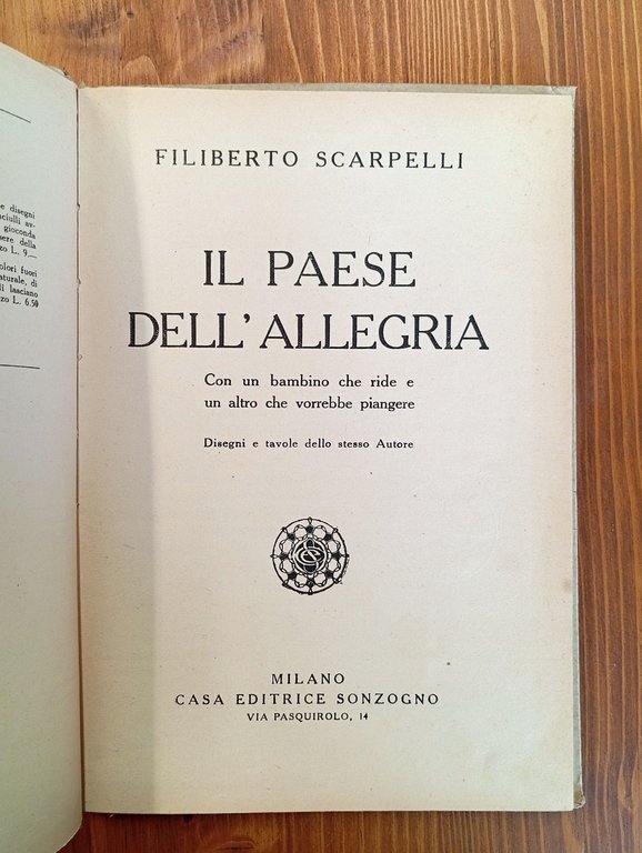 Il paese dell'allegria - con un bambino che ride e …