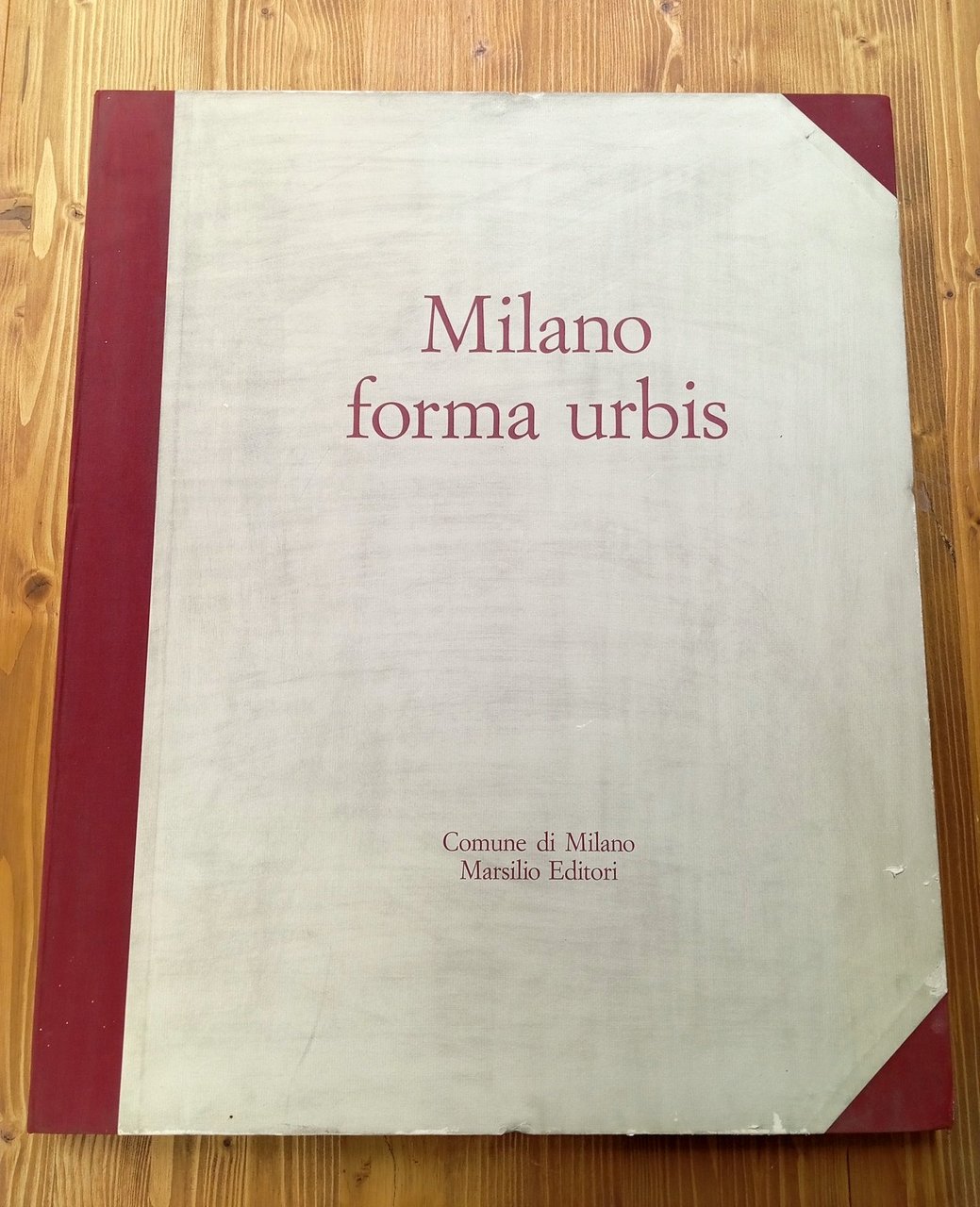 Milano forma urbis. Il fotopiano del centro storico in scala …