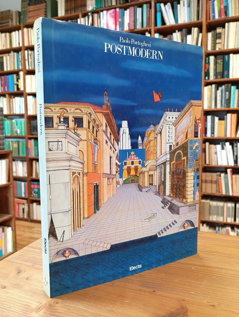 Postmodern. L'architettura nella società post-industriale