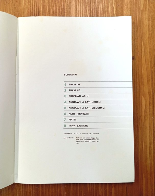 Profilati a caldo e travi saldate per strutture. Tabelle per …