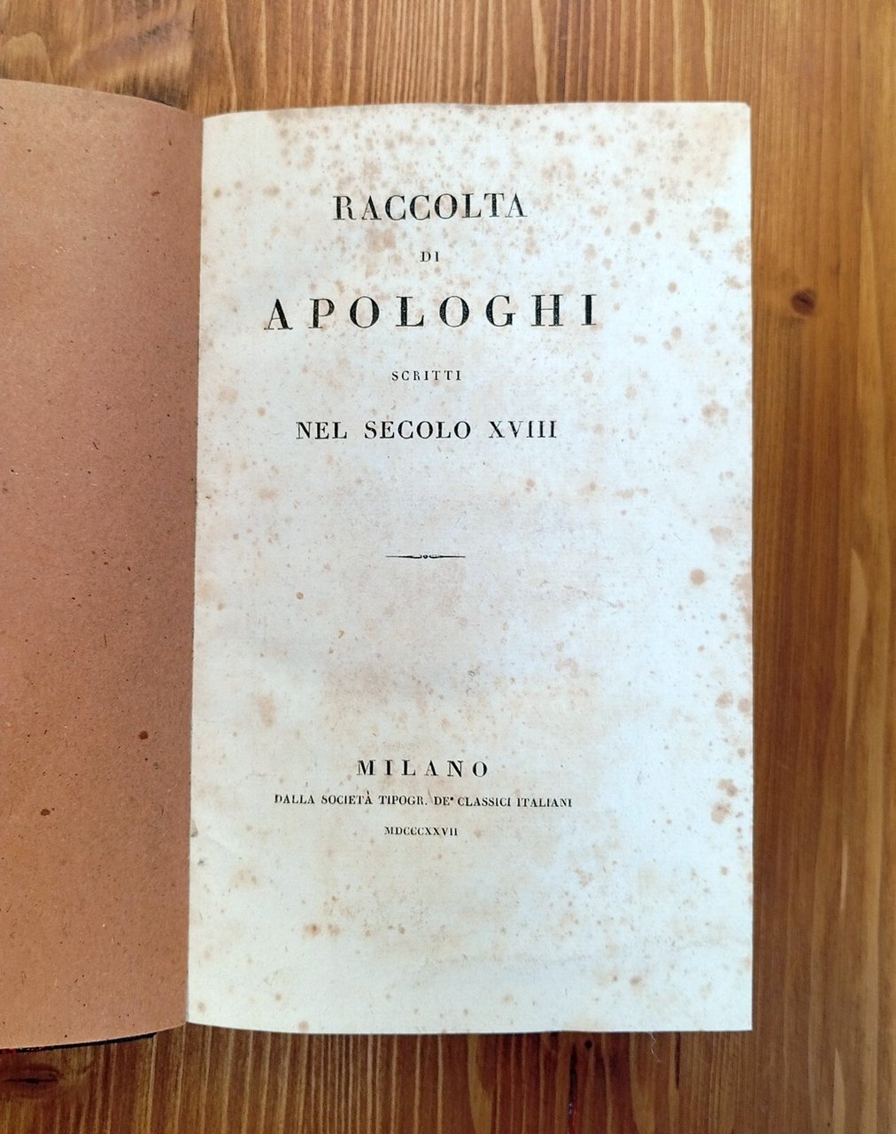 Raccolta di Apologhi scritti nel secolo XVIII