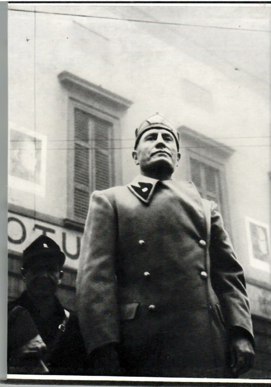 Salò. Vita e Morte della Repubblica Sociale Italiana | Immagine Gallery 2