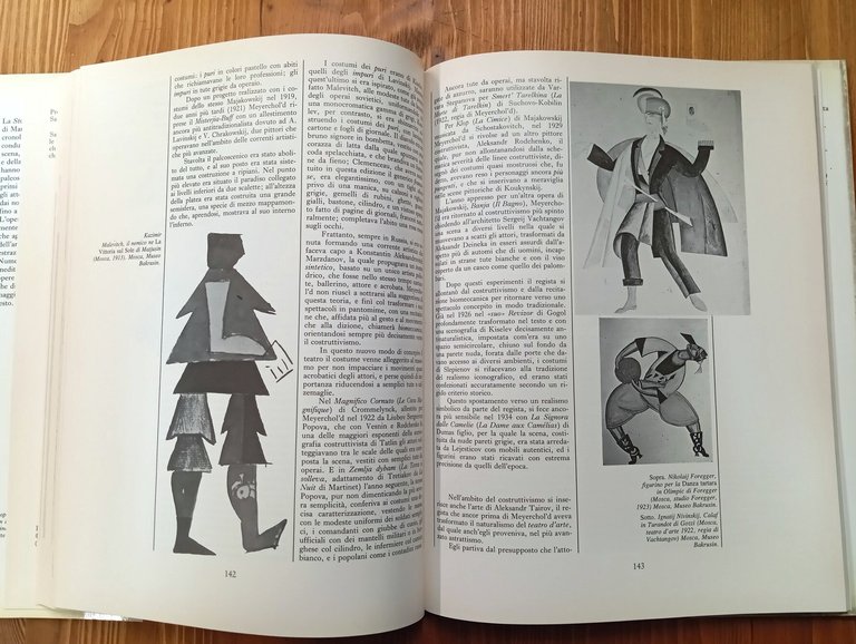 Storia del costume teatrale in Europa | Immagine Gallery 3