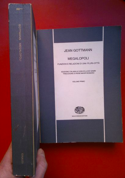 Megalopoli. Funzioni e relazioni di una pluri- città 2voll.