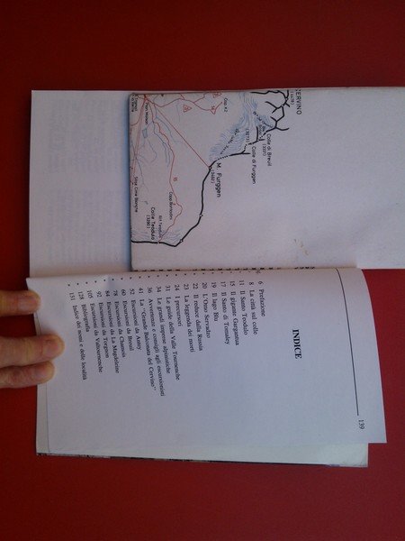 Sentieri e leggende della Val Tournenche con cartina allegata