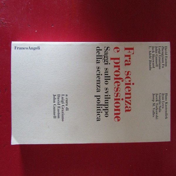 Fra scienza e professione
