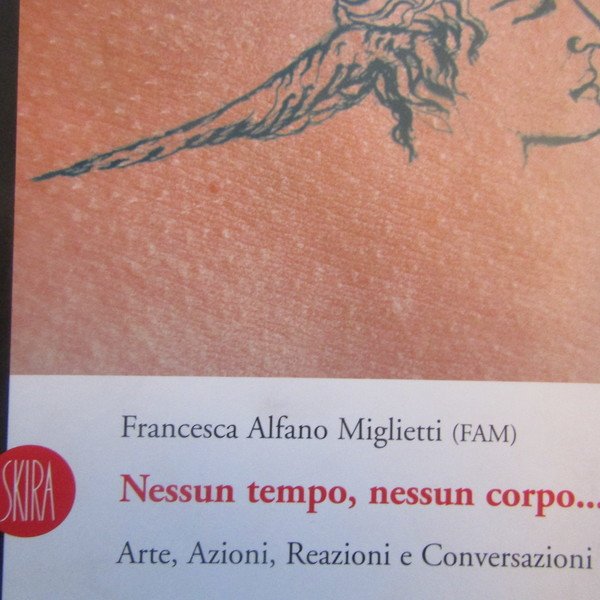 Nessun tempo, nessun corpo.