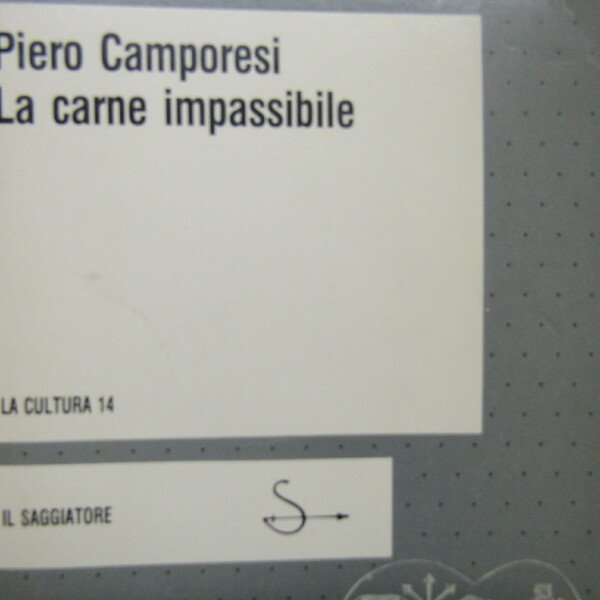 La carne impassibile