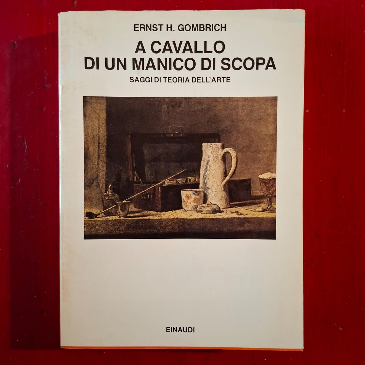 A cavallo di un manico di scopa | Immagine principale