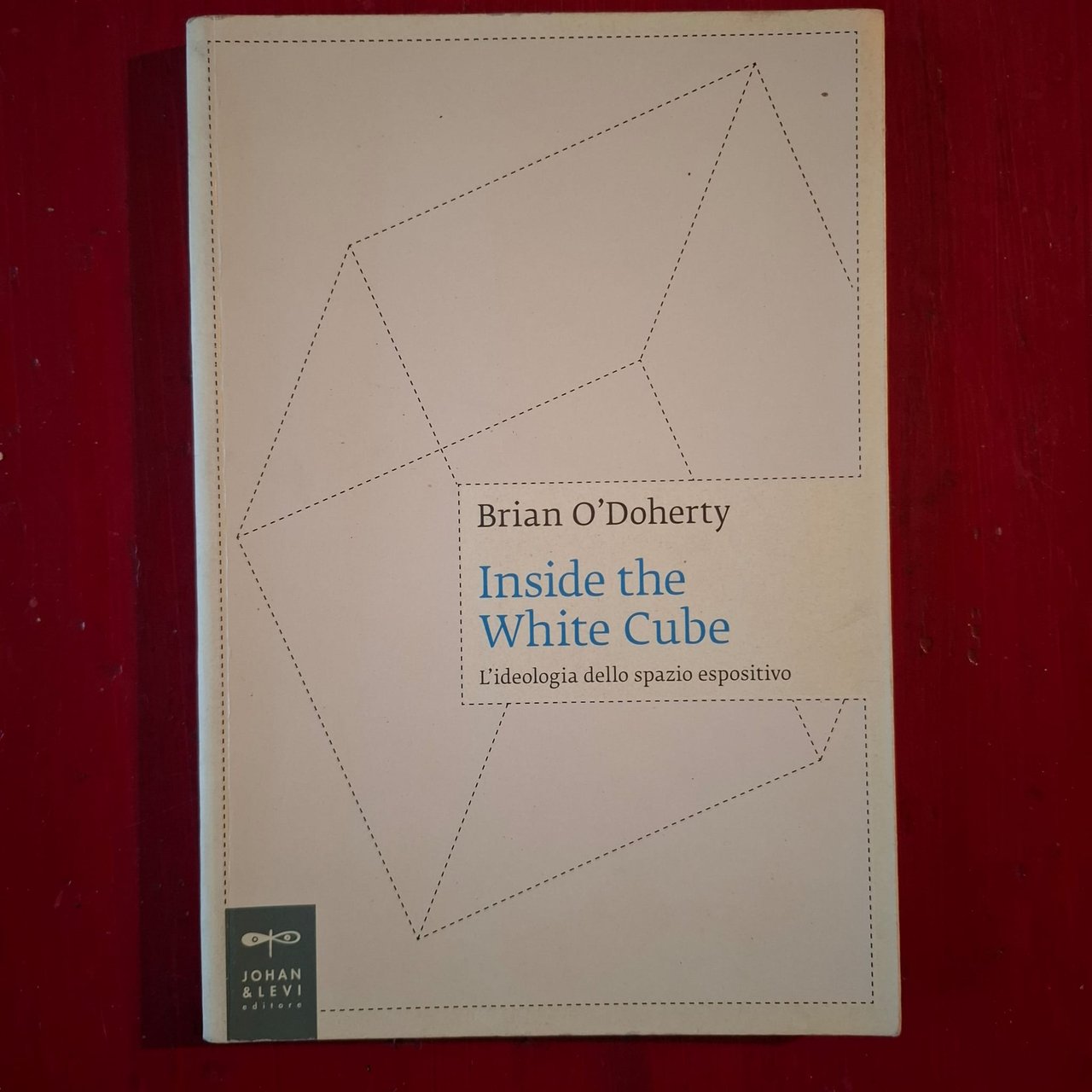 Inside the White Cube | Immagine principale