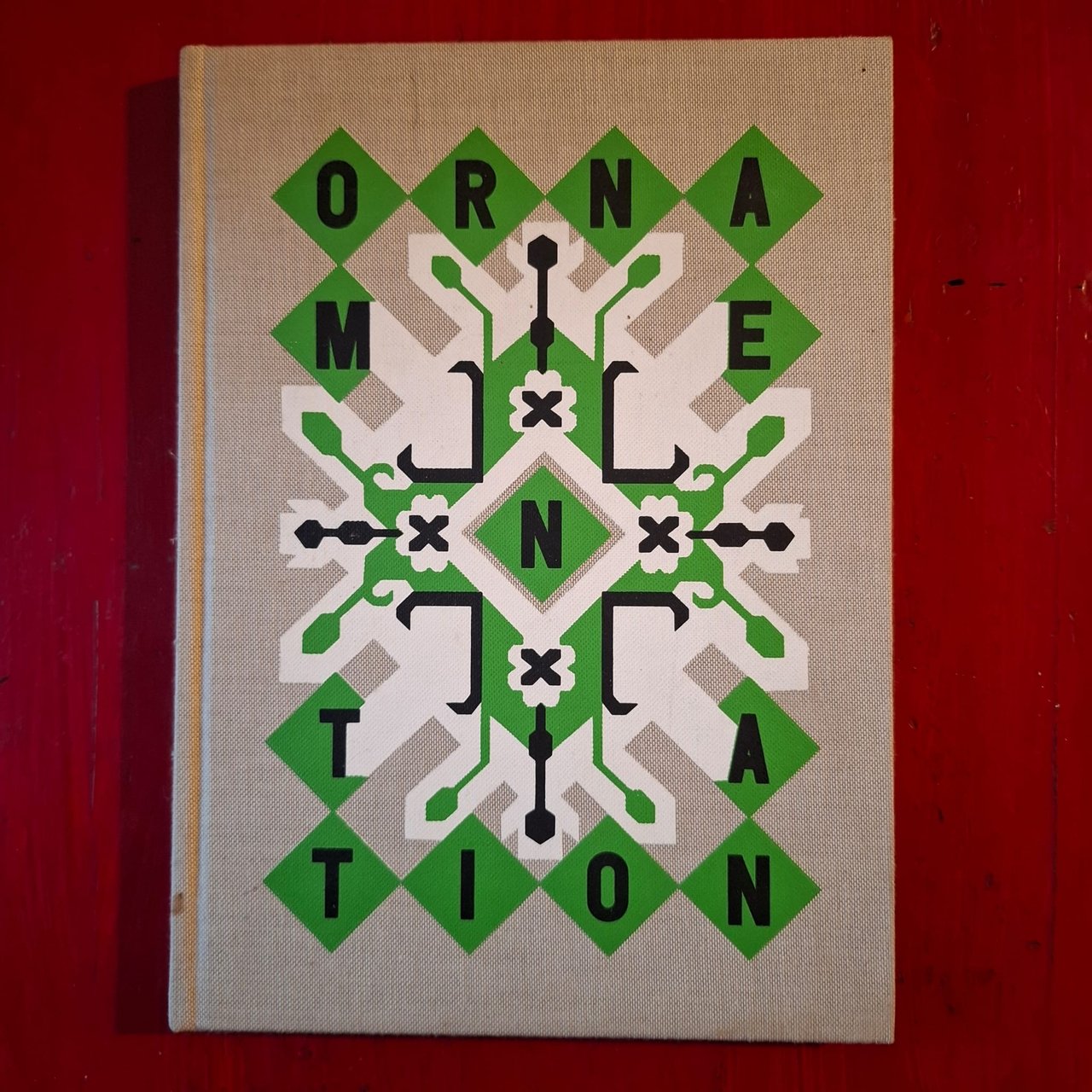 Ornamentation | Immagine principale