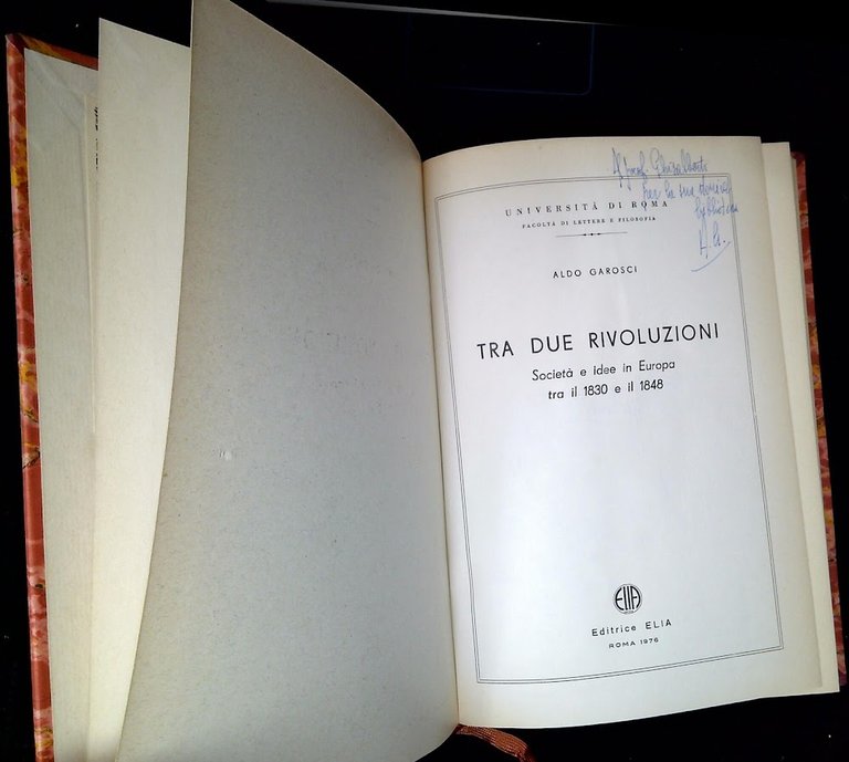 Tra due rivoluzioni : società e idee in Europa tra …