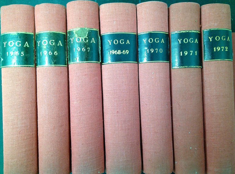 YOGA revue bimestrielle. Collezione dal n.10 al n.236