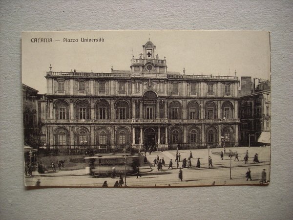 Cartolina / postcard CATANIA - Piazza Università. Ed. G. Chiavarro …