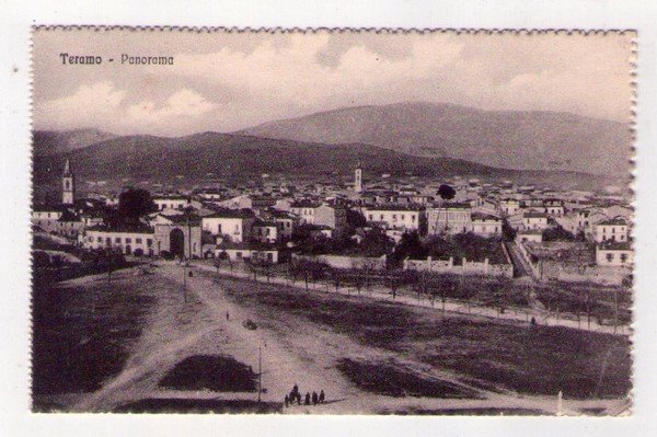 Cartolina/postcard Teramo - Panorama