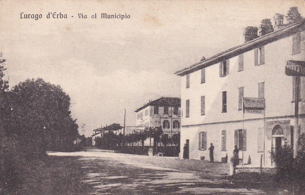 Cartolina Lurago d'Erba (Como) - Via al Municipio.