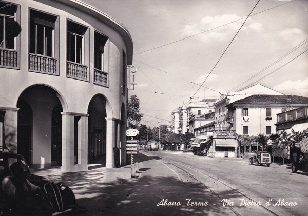 Cartolina Abano Terme (Padova) - Via Pietro d'Abano. 1951