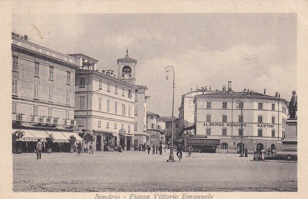 Cartolina Sondrio - piazza Vittorio Emanuele. 1916