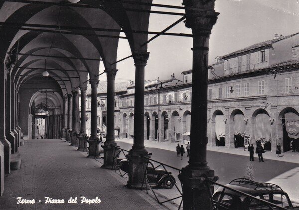 Cartolina Fermo - Piazza del Popolo.