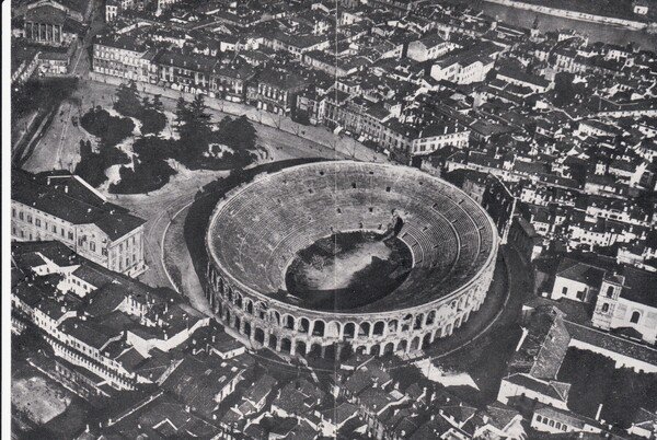 Brochure Arena di Verona - Stagione verdiana nel 40° dell' …