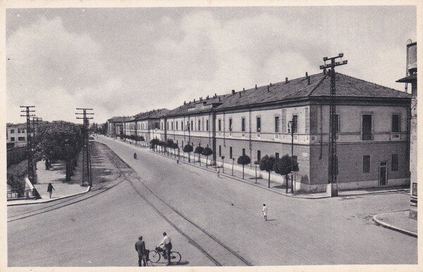 Cartolina Brescia - caserma III C.A.R. "Flavio Ottaviani".