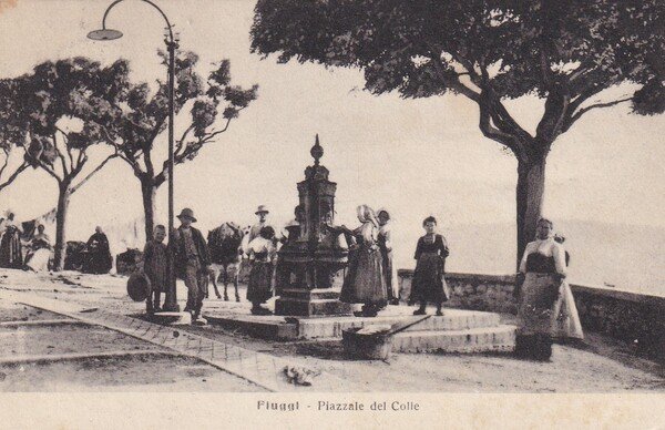 Cartolina Fiuggi (Frosinone) - Piazzale del Colle. 1924