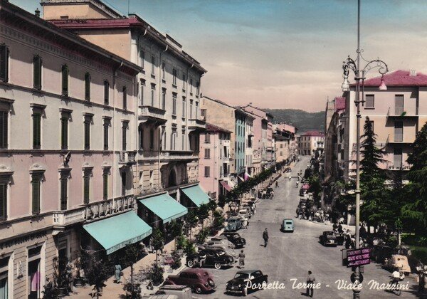 Cartolina Porretta Terme (Bologna) - Viale Mazzini. 1956