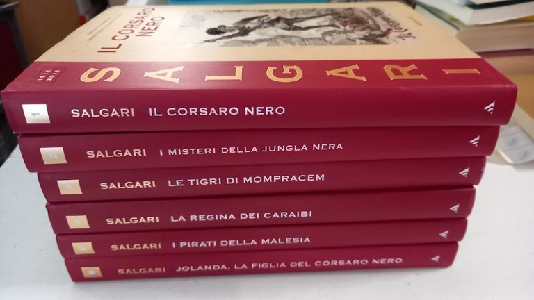 7 volum:i il corsaro nero,i pirati della malesia,la regina dei caraibi,i misteri della jungla nera.le tigri di mompracem,Jolanda la figlia del corsaro nero