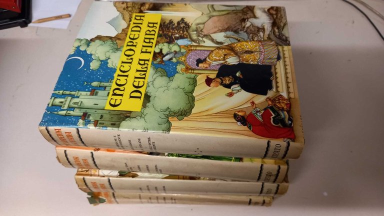 Enciclopedia della fiaba, 4 Volumi