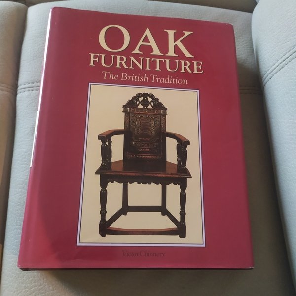 Oak furniture. The British Tradition