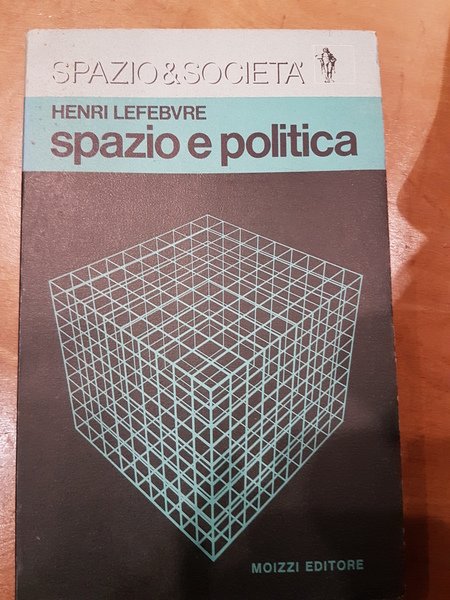 Spazio e politica