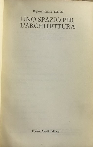 Uno spazio per l'architettura