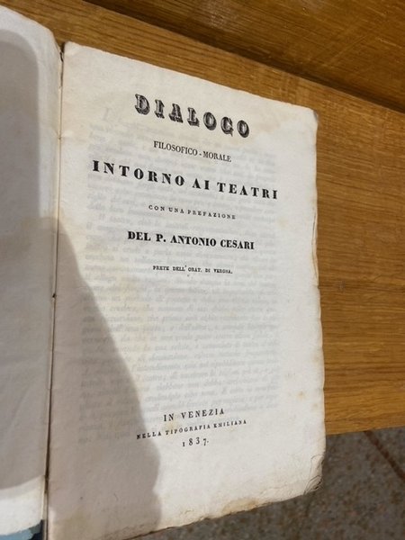 dialogo intorno ai teatri