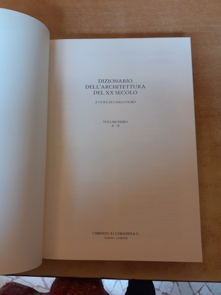 Dizionario dell'Architettura del XX secolo. 6 volumi