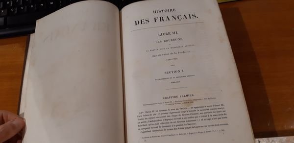 Histoire des français. Depuis le temps des gaulois jusqu'en 1830