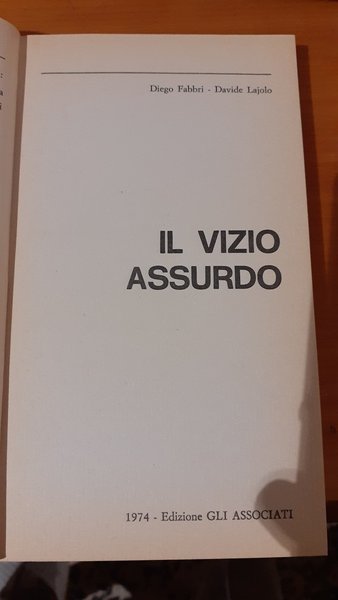 Il vizio assurdo