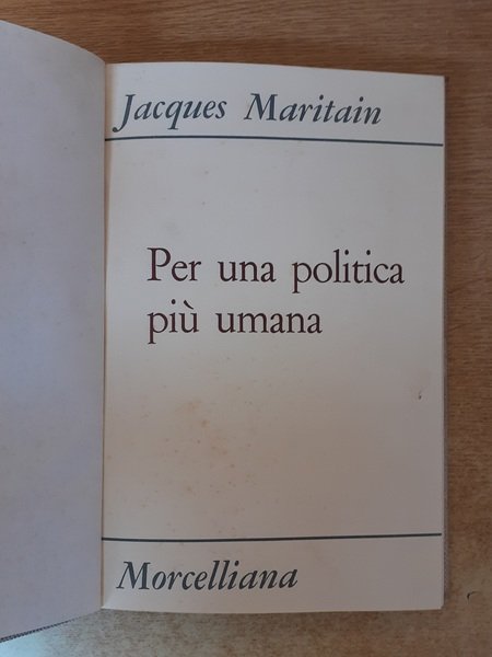 Per una politica più umana