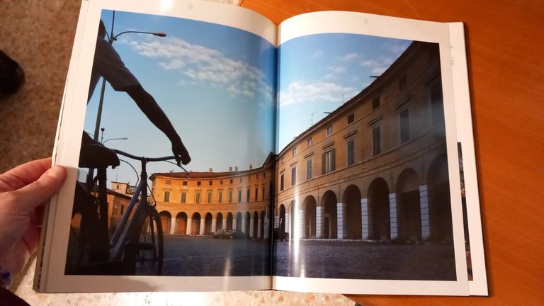 Piazze e dintorni nel bresciano