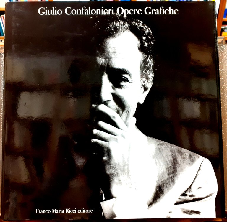 OPERE GRAFICHE. Testi di Leonardo Sinisgalli, Bruno Alfieri, Fernand Braudel, Giò Ponti, Gillo Dorflese, Max Bill, Umberto Eco e Mara Campana (testo in italiano ed inglese).