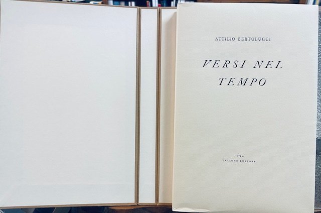 VERSI NEL TEMPO 1929-1993.,